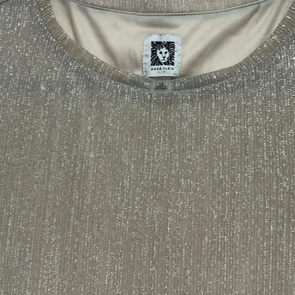 Anne Klein Shimmering gold dress 👗 - Picture 4 of 8